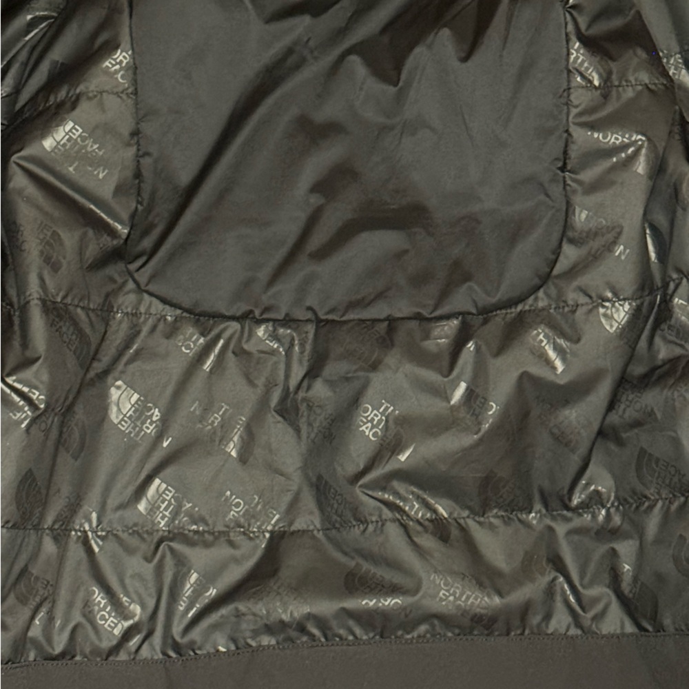 The North Face
Lenado Insulated Jacket - Women's Medium - Picture 8 of 11